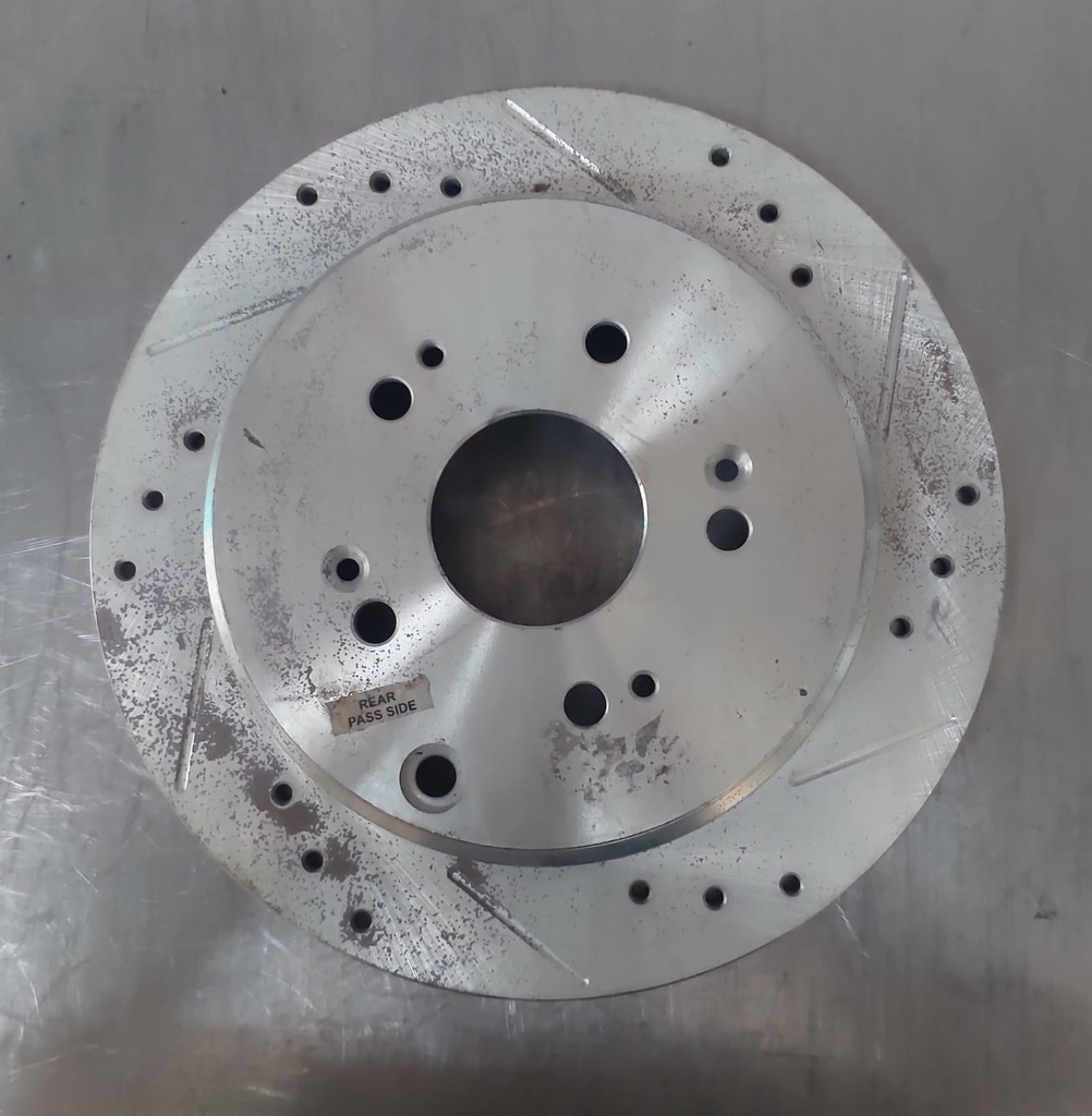 Disco trasero derecho perforado para Honda CR-V 2005