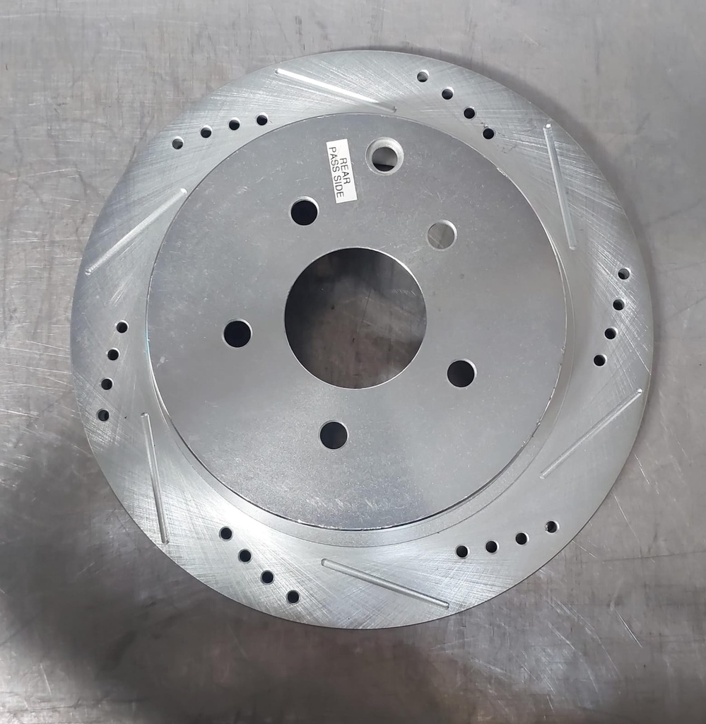 Disco trasero derecho ventilado perforado para Nissan Murano Advance 2019