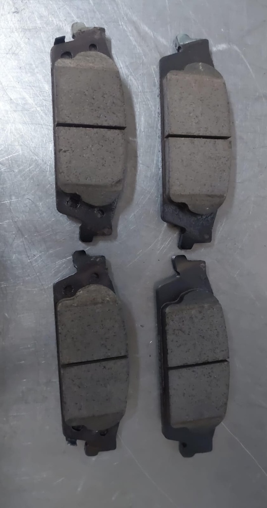 Pastillas cerámicas traseras para Chevrolet Avalanche 2007 al 2013 / Silverado 1500 2008 al 2013 / Suburban / Tahoe 2007 al 2014 / GMC Sierra 2007 al 2013 / Yukon 2007 al 2014