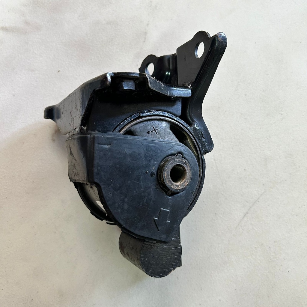 Soporte de motor Hyundai Elantra 2001 al 2006 2.0L