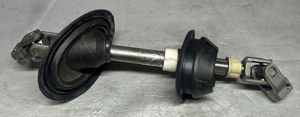Eje de dirección intermedio para Audi A4/A5/RS5/S4/S5 2008-2017