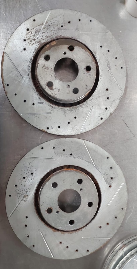 Discos delanteros ventilados perforados para Lexus GS430/GS460/GS450H/IS350 06-11