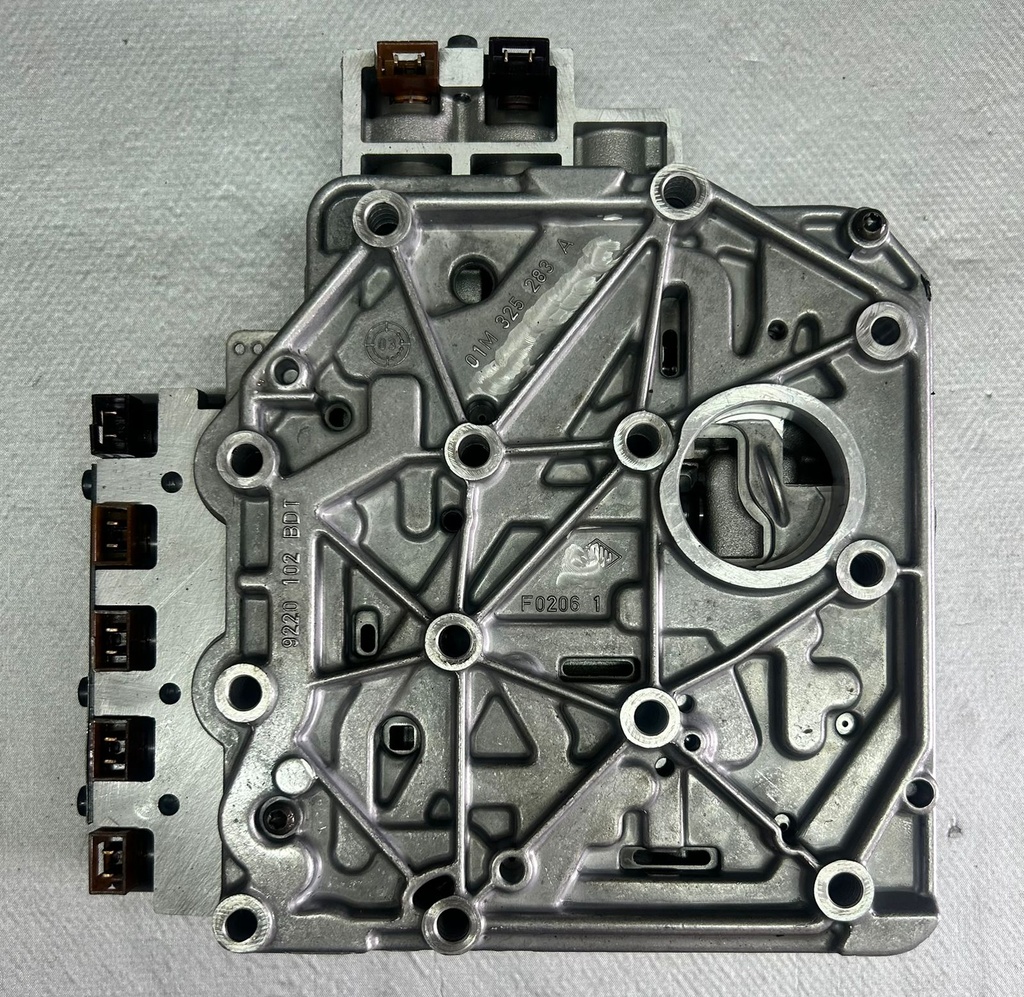 Cuerpo de la válvula para Volkswagen Golf/Jetta Passat 95-10