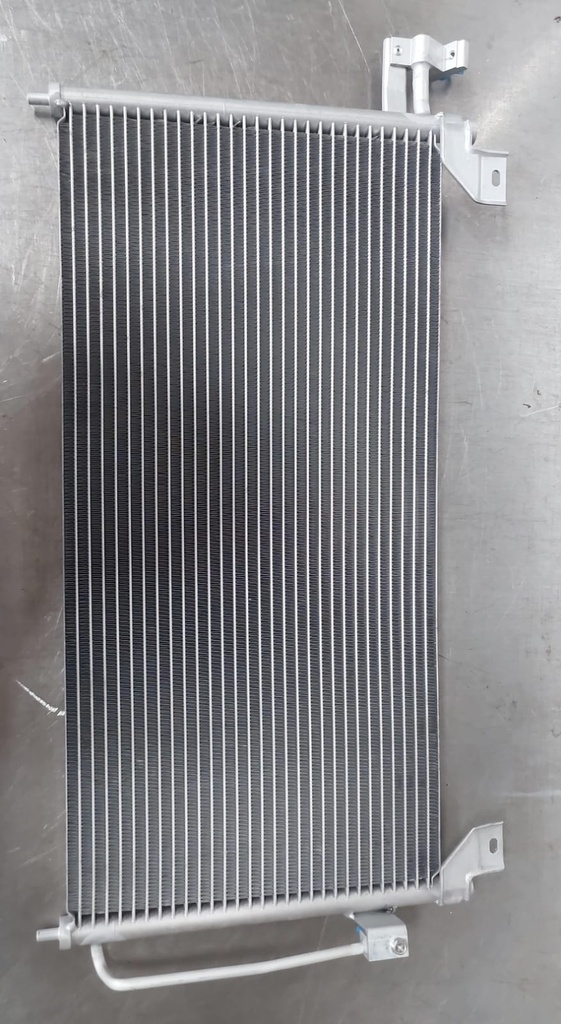 Condensador de Aire A/C Mazda Protege 2001-2003