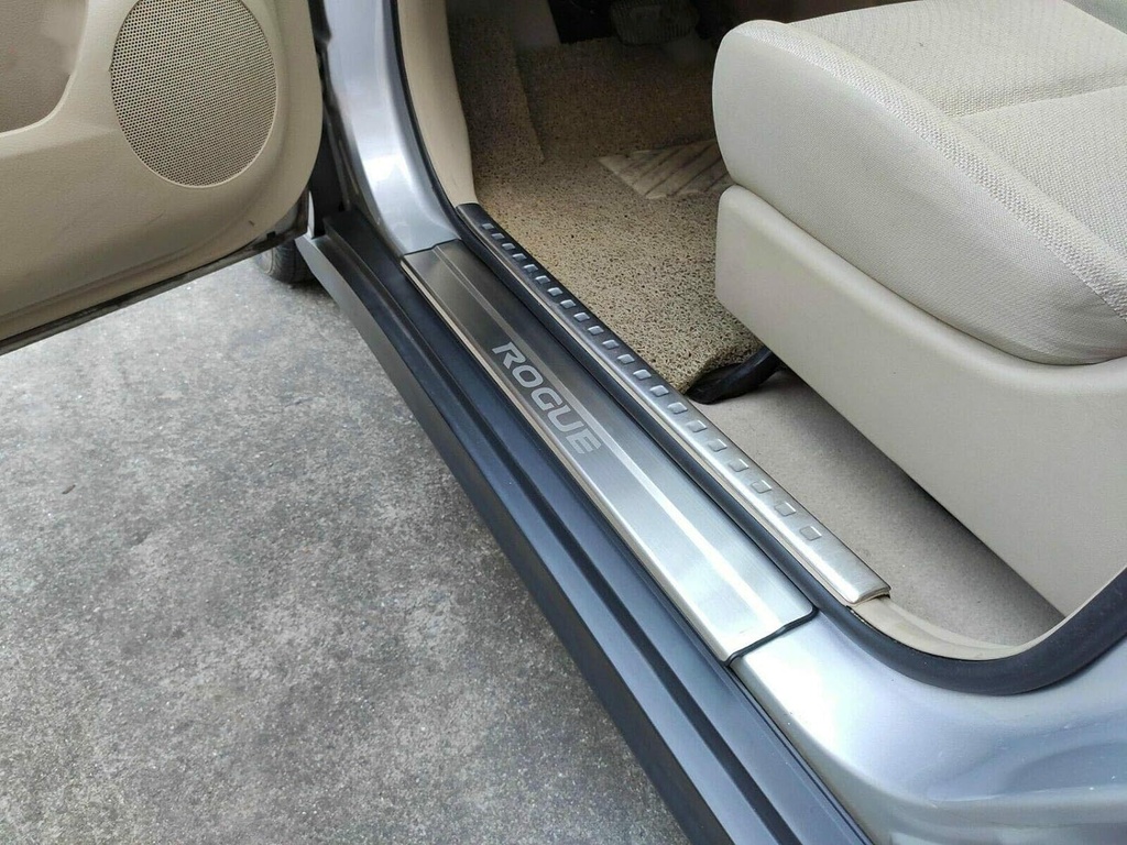 Placas Protectoras (4) de puertas Nissan Rogue 2014-2018