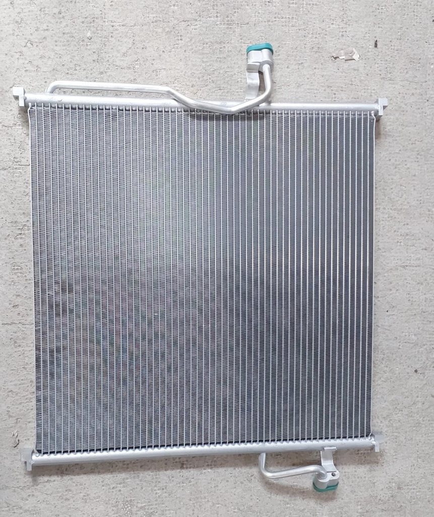Condensador de Aire A/C Ford 4.0L 2.3L Ranger 2000-2011 / Explorer 1997-2003 / Explorer Sport Trac 2001-2005.