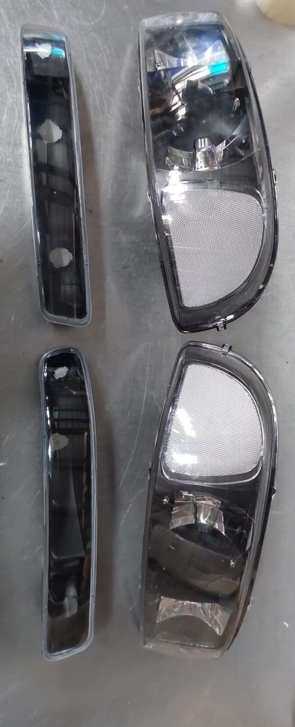 Luces delanteras para GMC Sierra 1500/2500/3500 1999-2006