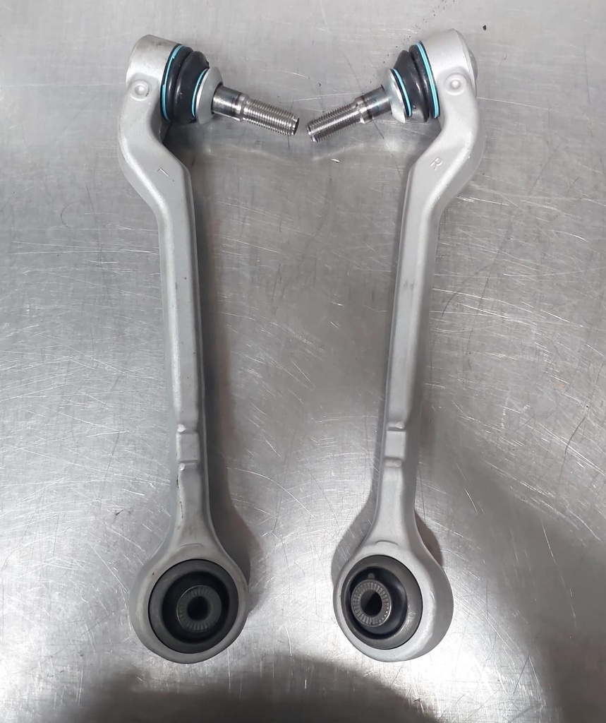 Tijeretas delanteras inferiores para BMW 228i/230i/320i 2013-2018