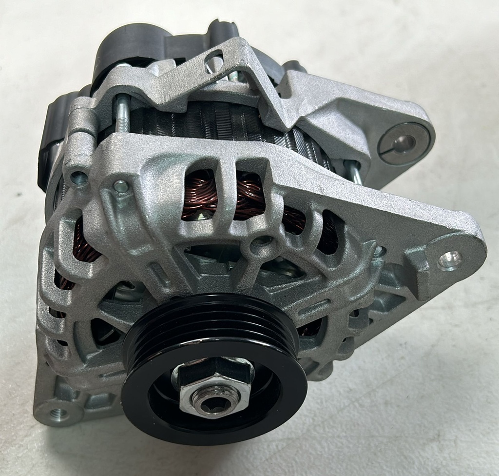 Alternador Hyundai Elantra L4 2.0L 2007 al 2010 Kia Soul L4 2.0L 2010 al 2011
