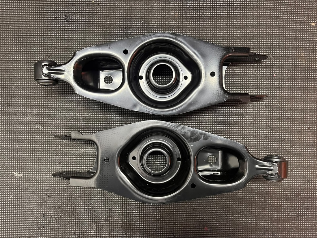 Tijeretas Delanteras Inferiores Nissan Altima 2013-2014.