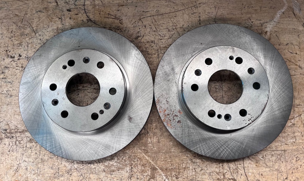 Discos Delanteros Ventilados Chevrolet Silverado 1500 2007-2020 / Avalanche 1500 2007-2013 / Tahoe / Suburban 2007-2020.
