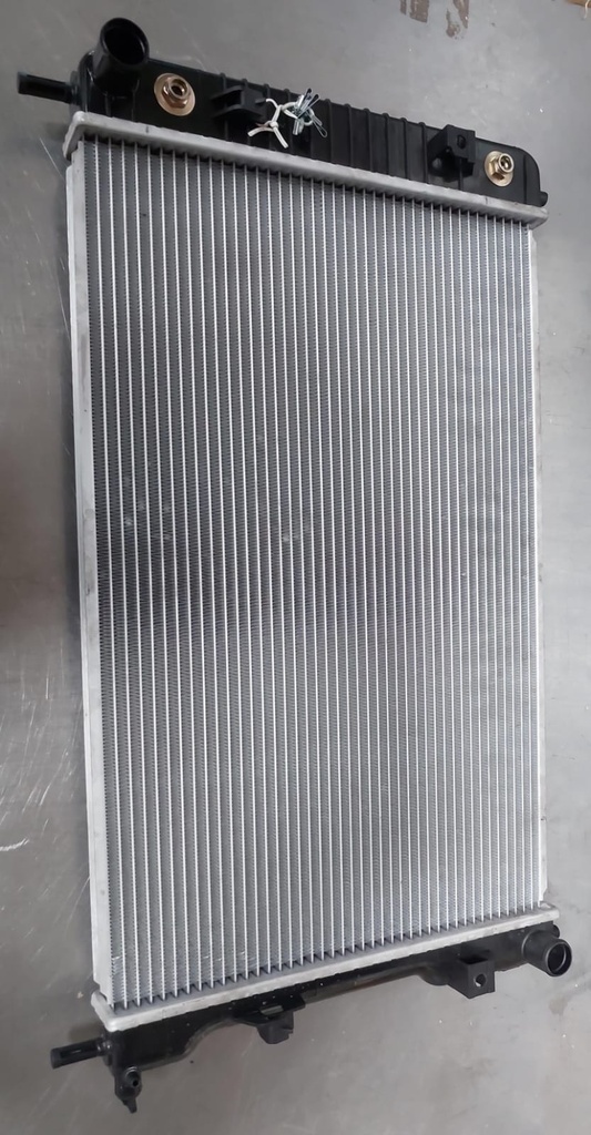 Radiador para Chevrolet Equinox V6/3.6 2008-2009