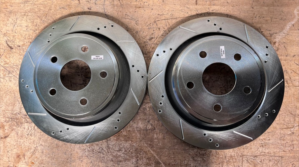 Discos Traseros Perforados/Ventilados Dodge Ram 1500 2011-2023.