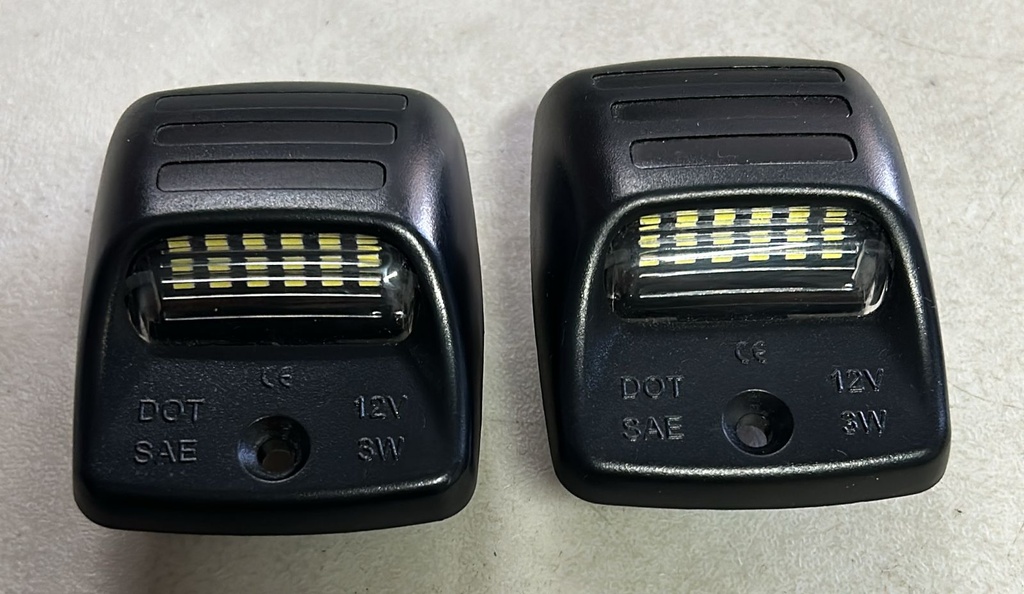 Luces de matricula para Toyota Tacoma 2005 al 2015 Tundra 2000 al 2005