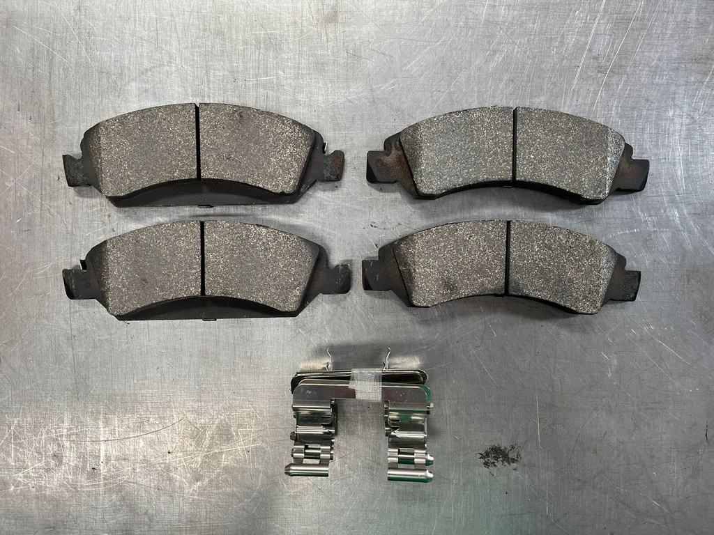 Pastillas de Freno Traseras Cerámicas para Chevrolet Silverado 1500 / GMC Sierra 1500 2008-2013.