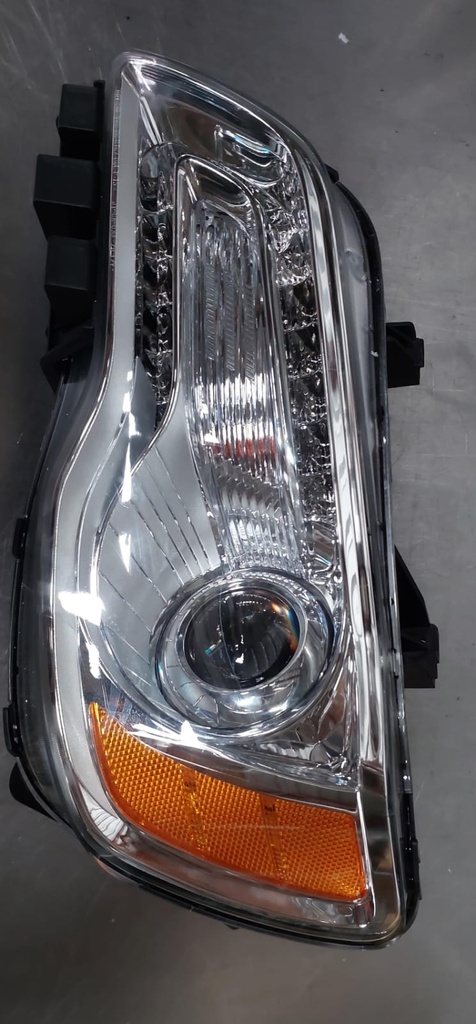 Luz delantera izquierda para Chrysler 300/300C 2011-2014