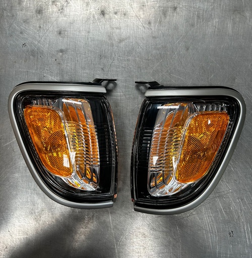 Luces laterales para Toyota Tacoma 2001 al 2004