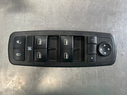 Botonera Principal para Dodge Dart 2013-2016 / Jeep Cherokee 2014-2017 / Chrysler 200 2015-2017.