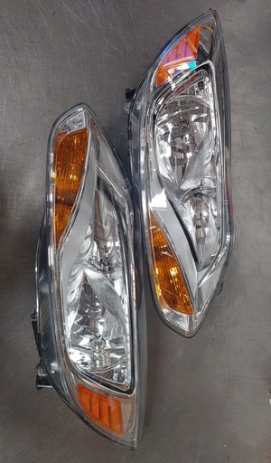 Luces delanteras para Ford Focus 2012-2014