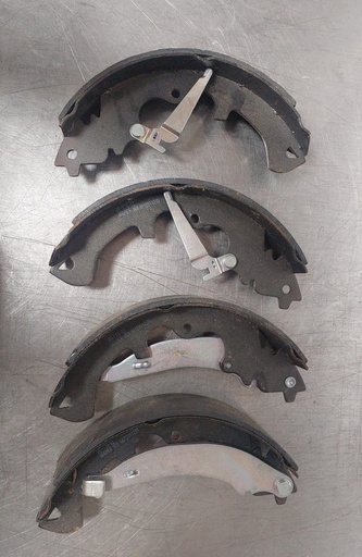 Zapatas de freno para Mazda Tribute 2.5L, 3.0L 2008-2011
