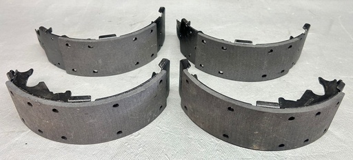 Zapatas de freno para Jeep Cherokee 1990 al 2000 / Comanche 1990 a 1992 / Wrangler 1990 al 2000 / Dodge Dakota 1987 al 2002 / Grand Caravan 1987 a 1995