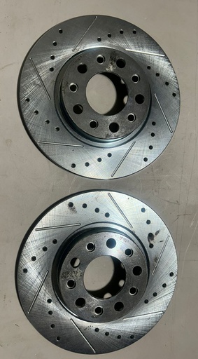 Discos traseros perforados para Jeep Cherokee 2014-2018