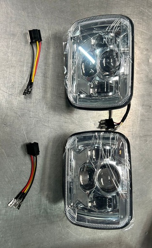 Luces led con lupa medidas: 7.91 pulgadas de largo y 5.65 de alto
