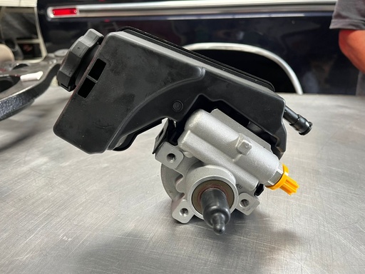 Bomba de Dirección Hidraulica para Chevrolet Camaro SS V8 6.2L 2010-2012.