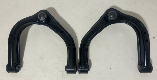 Tijeretas Superiores Nissan Armada 2005-2023 / Titan 2004-2023 / Pathfinder V8 5.6L 2004 / Infiniti QX56 2004-2013 / QX80 2014-2023.