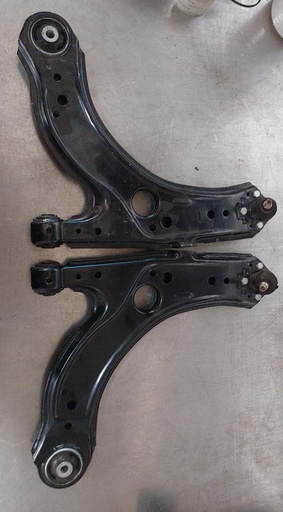 Tijeretas inferiores para Volkswagen Jetta / Beetle / Golf 1999-2005