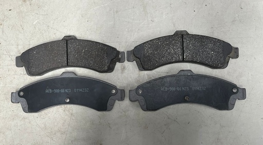 Pastillas de Freno Delanteras Semi metalicas GMC Envoy XL 2002-2005