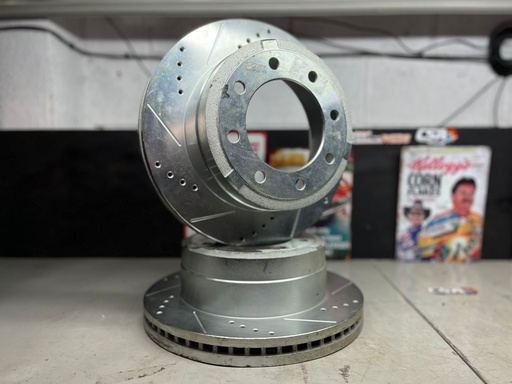 Discos Traseros Perforados Ford F250 Super Duty 2013-2022 / F350 Super Duty 2013-2022.