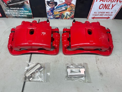 Caliper Delanteros Chevrolet Silverado 2500 1999-2004 / 3500 2004-2006 / Avalanche 2500 2002-2006 / Express 2500 / 3500 2002-2020 / Suburban 2500 2000-2013.