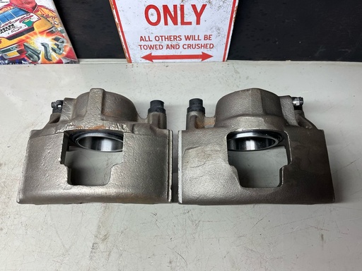 Calipers Delanteros Chevrolet C1500 PICKUP 1988-1999 / K1500 PICKUP 1988-1998 / BLAZER 1992-1994 / DODGE RAM 1500 1994-1999 / C2500 PICKUP 1988-1998