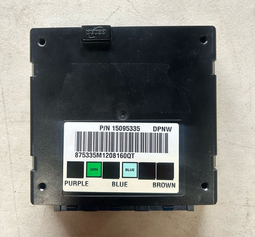 Body control module para Chevrolet Avalanche / Silverado / Suburban / Tahoe 2002 4X4 ( Part:15095335) (usado)