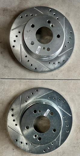 Discos traseros Perforados / Sólidos para Mercedes benz 300CE 1990 a 1993 / 300E 1993 / 300TE 1990 a 1992 / C230 1999 al 2007 / C240 2001 al 2005 / C280 1996 al 2000 / E300 1996 a 1997 / E320 1994 a 1995 / SLK230 1998 al 2004 / SLK 280 2006 al 2008 / SKL300 2009 al 2011 / SKL320 2001 al 2004 Diámetro (278mm)
