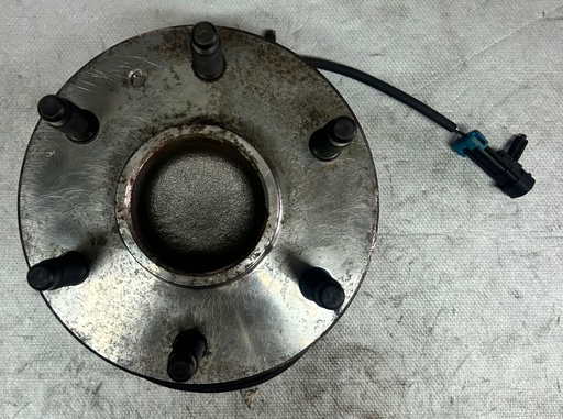 Bocina delantera para Chevrolet (4X2) Avalanche / Express / Silverado / Tahoe /Suburban 2000 al 2006