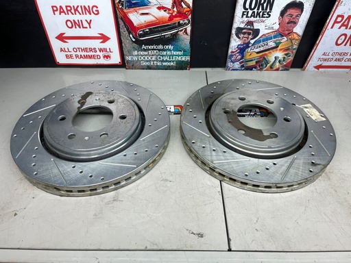 Discos Delanteros Perforados Ford F150 2010-2020 / Expedition 2007-2021.
