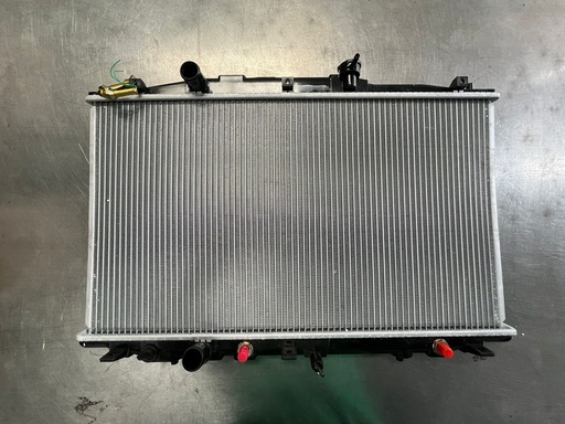 Radiador de 1 Fila para Honda Accord 2.4L 2003 al 2007.
