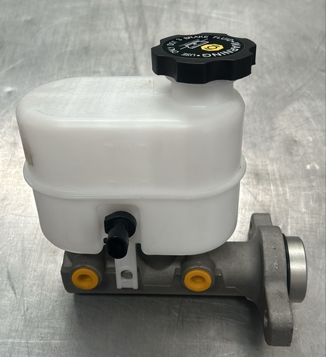 Cilindro maestro para Chevrolet / GMC Avalanche 2002 / Silverado 1999 al 2002 / Suburban 2001 al 2002 / Tahoe 2000 al 2002 / Sierra 1999 al 2002 / Yukon 2000 al 2002