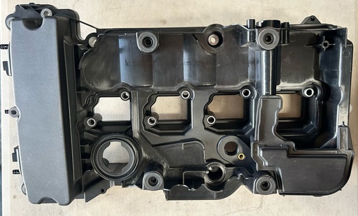 TAPA VALVULAS MERCEDES BENZ 1.8L C200 11/14 C250 12/15 SKL250 12/15 E250 11/14 SLK200