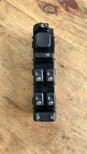 Consola Central Chevrolet/GMC 03/06 Hummer 03/04