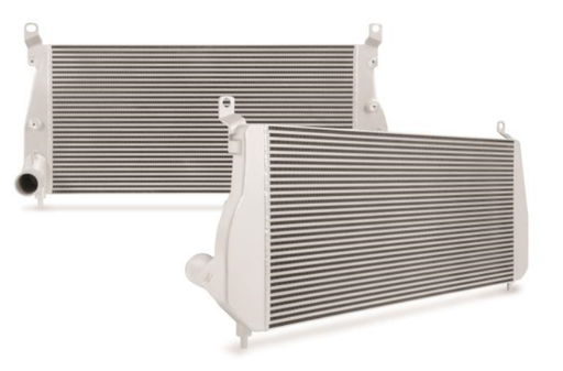 Intercooler para Chevrolet / GMC 6.6L Duramax LB7 / LLY Silverado 2500HD 2002 al 2004 / 3500HD 2002 al 2004 / Sierra 2500HD 2002 al 2004 / 3500HD 2002 al 2004
