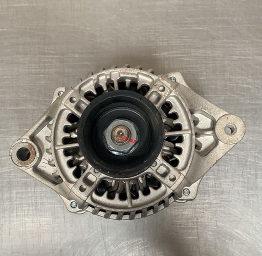 Alternador Suzuki Grand Vitara 2001 2.7L / 2005 2.5L XL-7/ 2001-2006 2.7L 95A S4