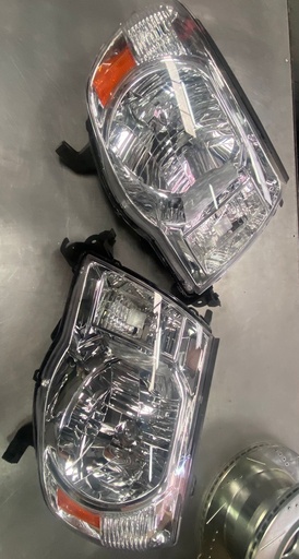 Luces Delanteras Toyota Tacoma 05/11