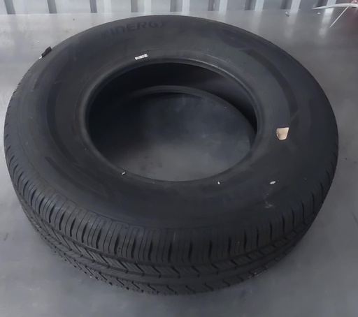 1 Llanta de HANKOOK KINERGY 235/70R15