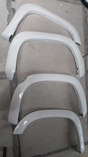 Flares set de 4 para Toyota Tundra 2018
