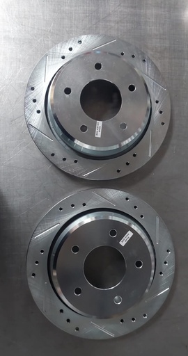 Discos de freno traseros ventilados perforados para Chevrolet Caprice 94-96