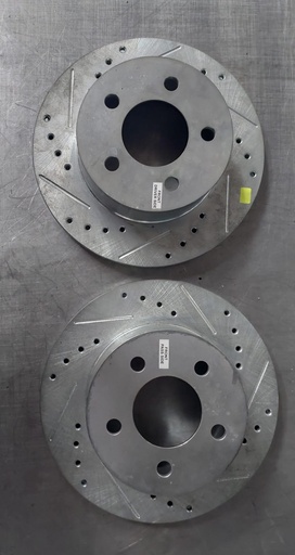 Discos de freno delanteros ventilados perforados para Jeep Cherokee
