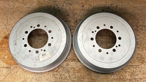 Tambores de freno para Toyota Tundra 2000-2006 / Tacoma 1995-2004 / 4Runner 1990-2002. (CON DETALLE)